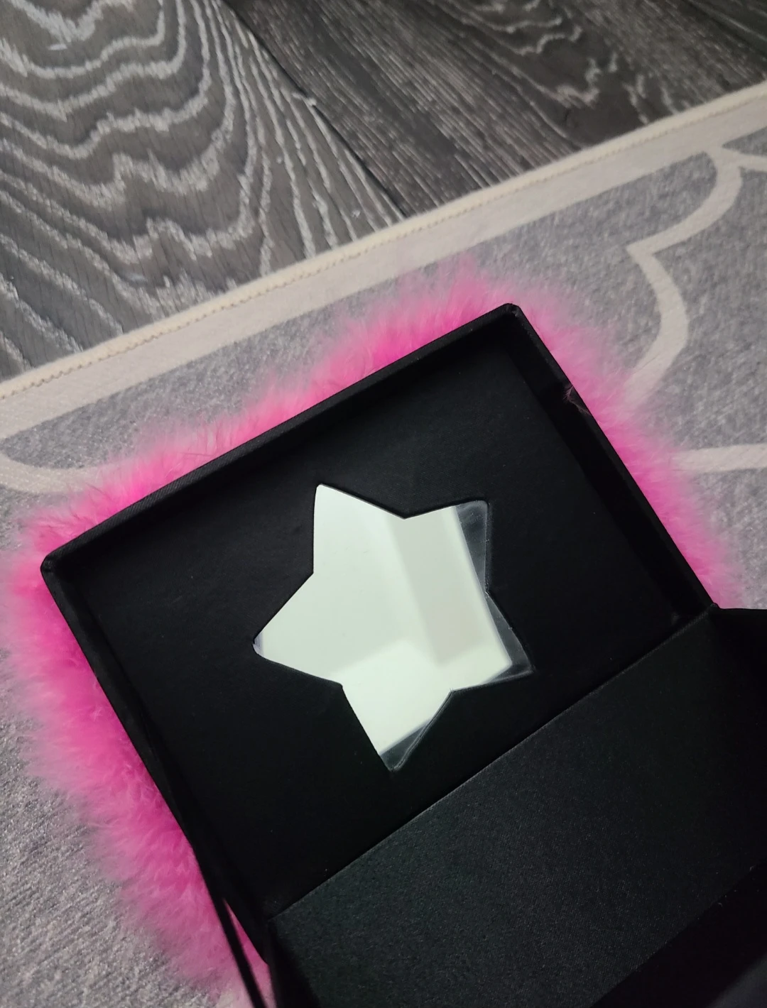 Jewelry box with mirror - photo 4