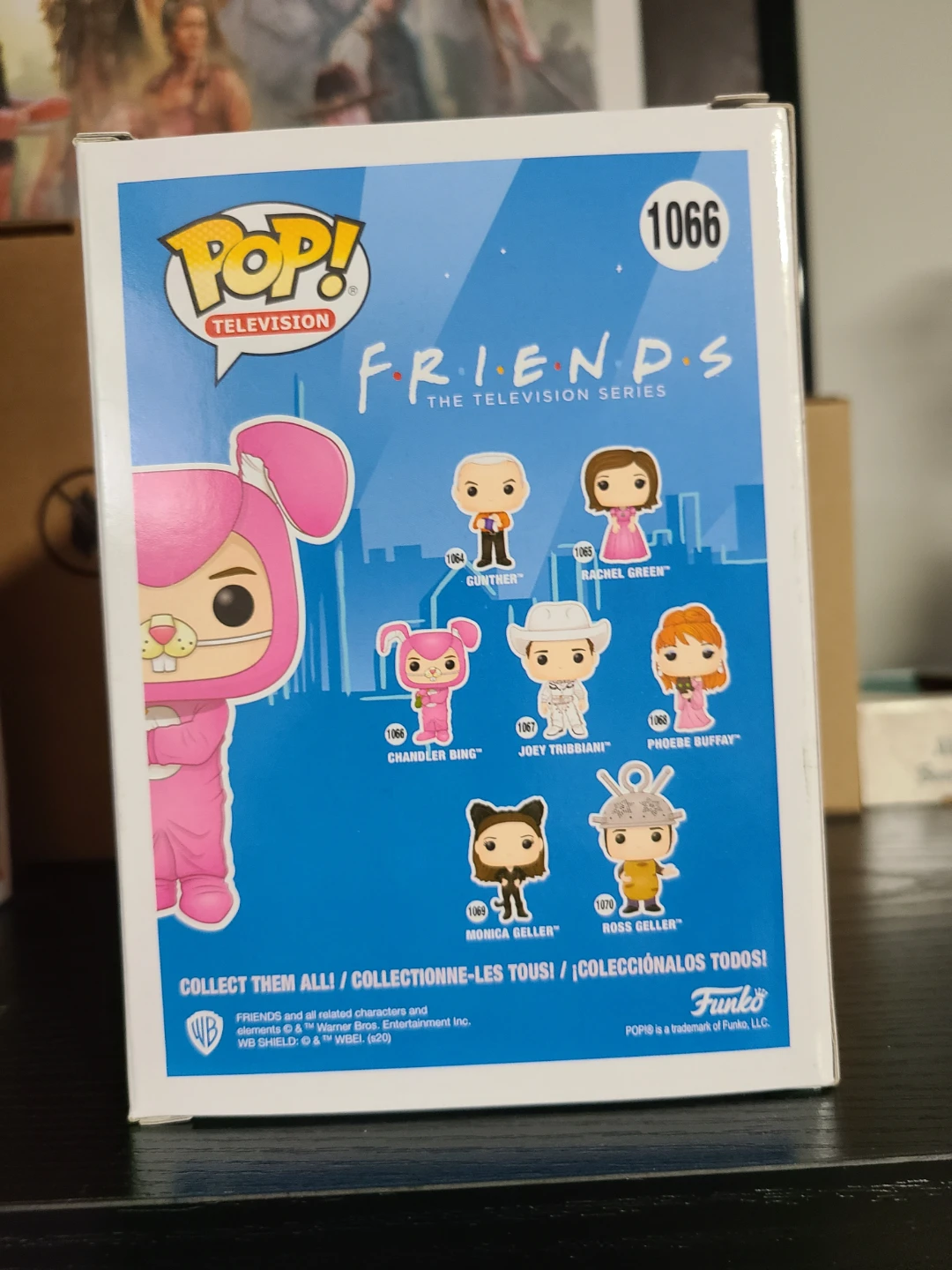 Funko Pop! Friends Chandler Bing 1066 Vinyl Figure - photo 3