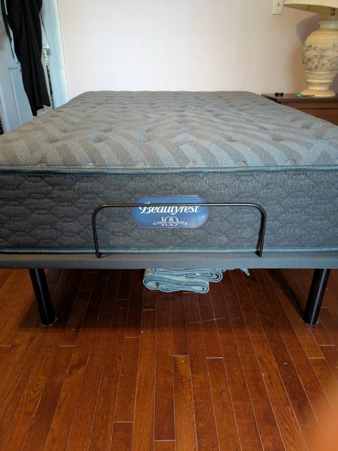 Beautyrest Mattress with BaseLogic Foundation - photo 4