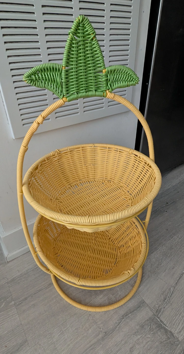 2-Tier Wicker Basket Stand with Green Leaf Accent