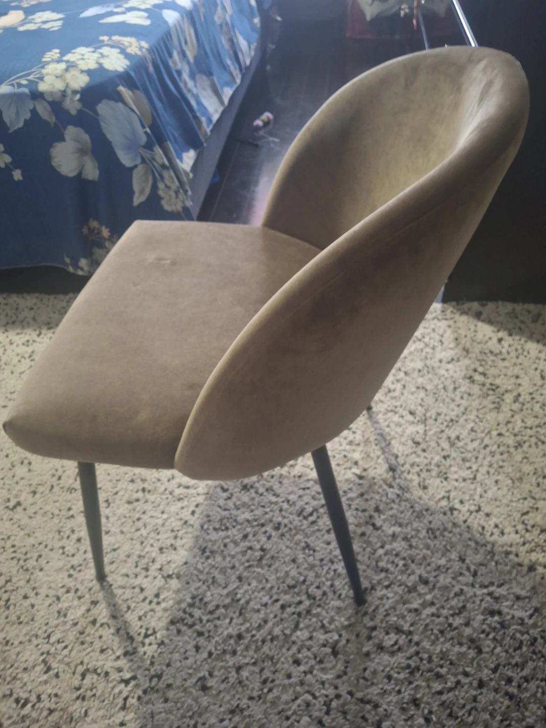 Upholstered brown dining chair with black legs - photo 4