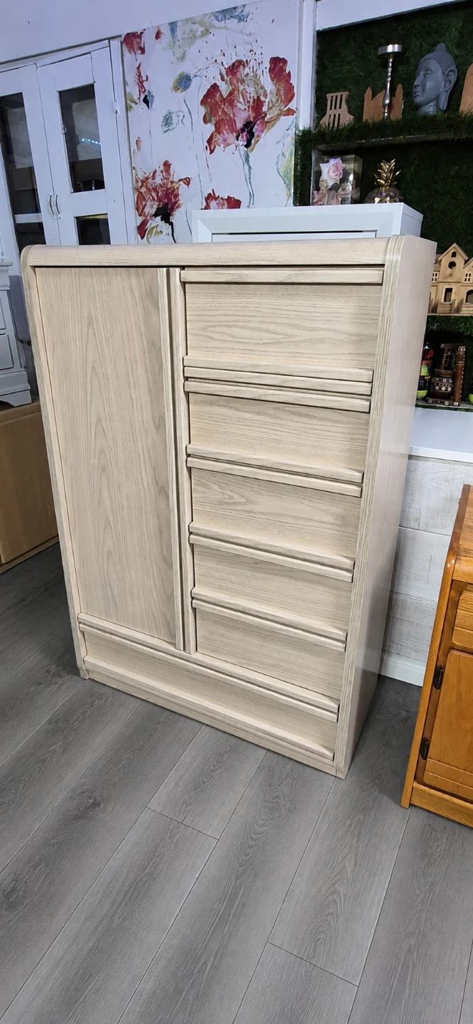 Light Wood Dresser with Cabinet