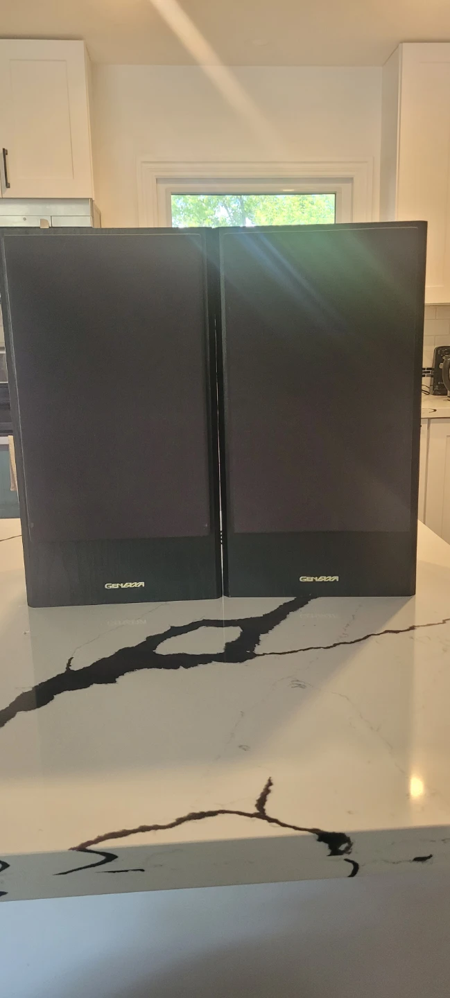 Genexxa GL-500 Speakers
