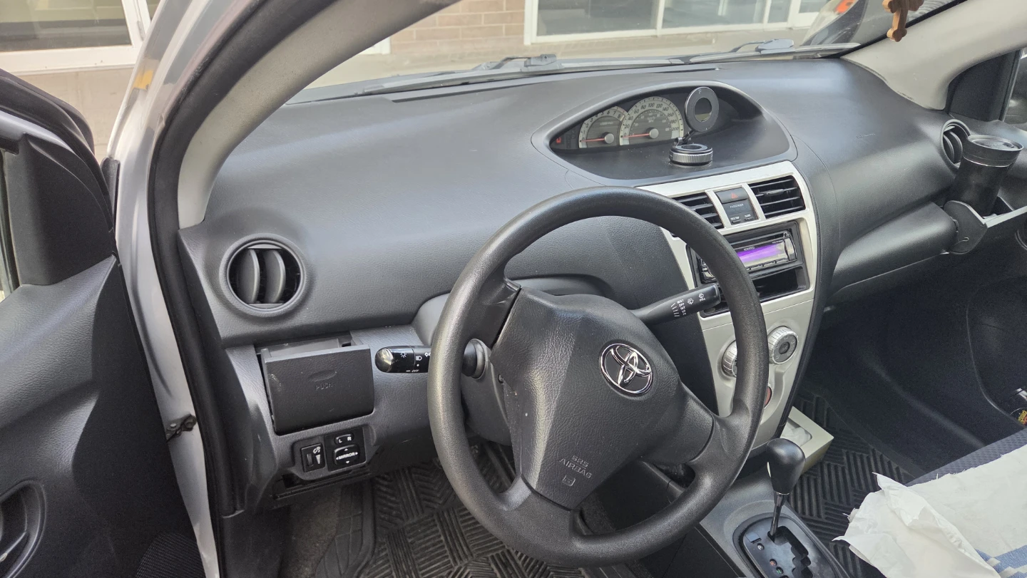 2007 Toyota yaris sedan 1.5 litre
