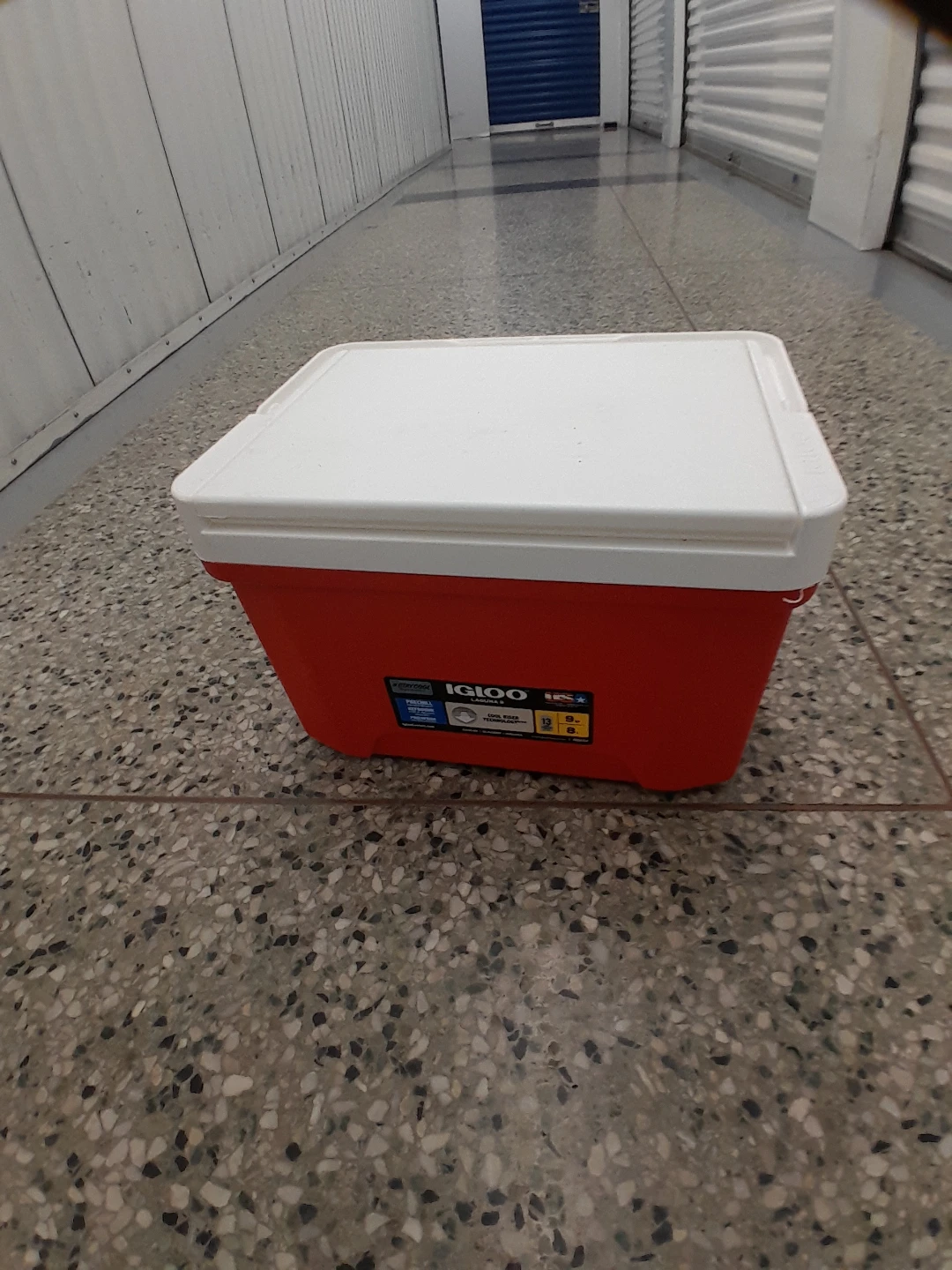 Igloo Laguna 9 Cooler 8 Liter Capacity - photo 4