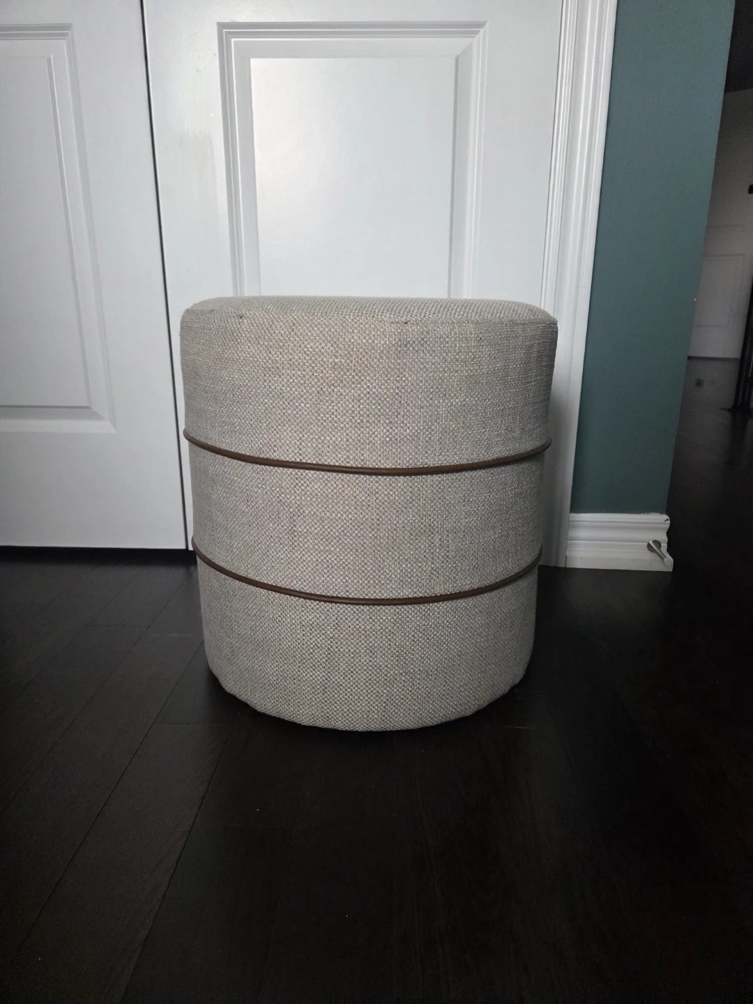 Round Storage Ottoman