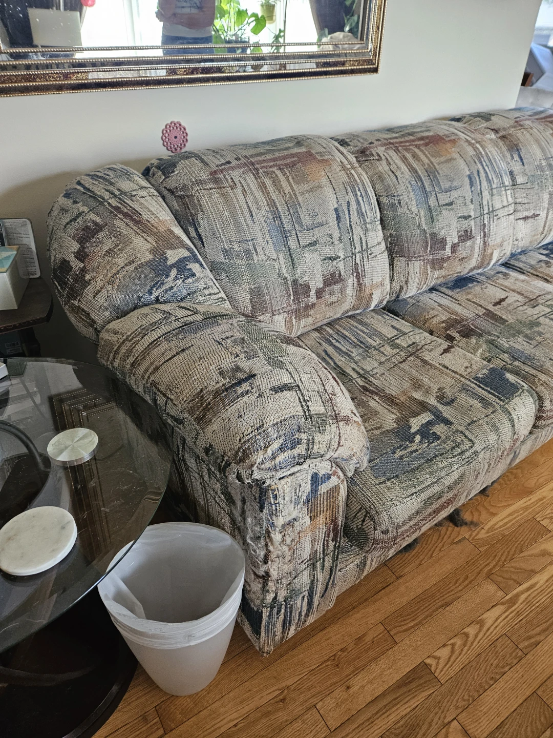 Couch for free. - photo 3