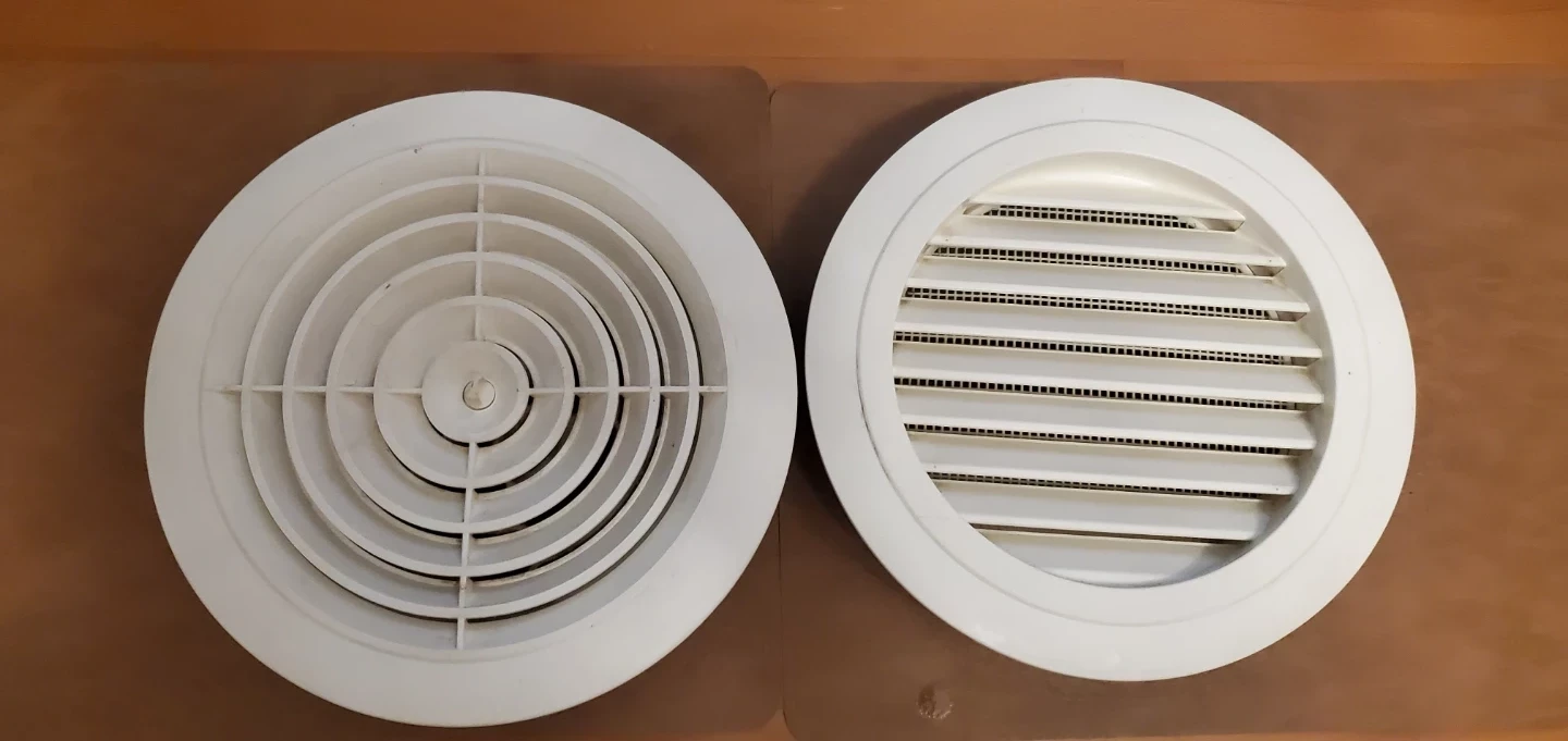 8 Inch Round Air Vent Grilles (2)
