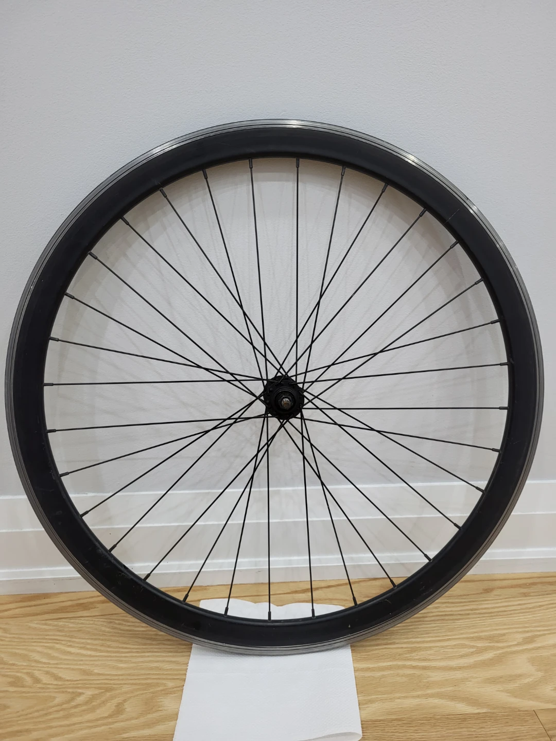 Front Bike Wheel 700C Aluminum - photo 2