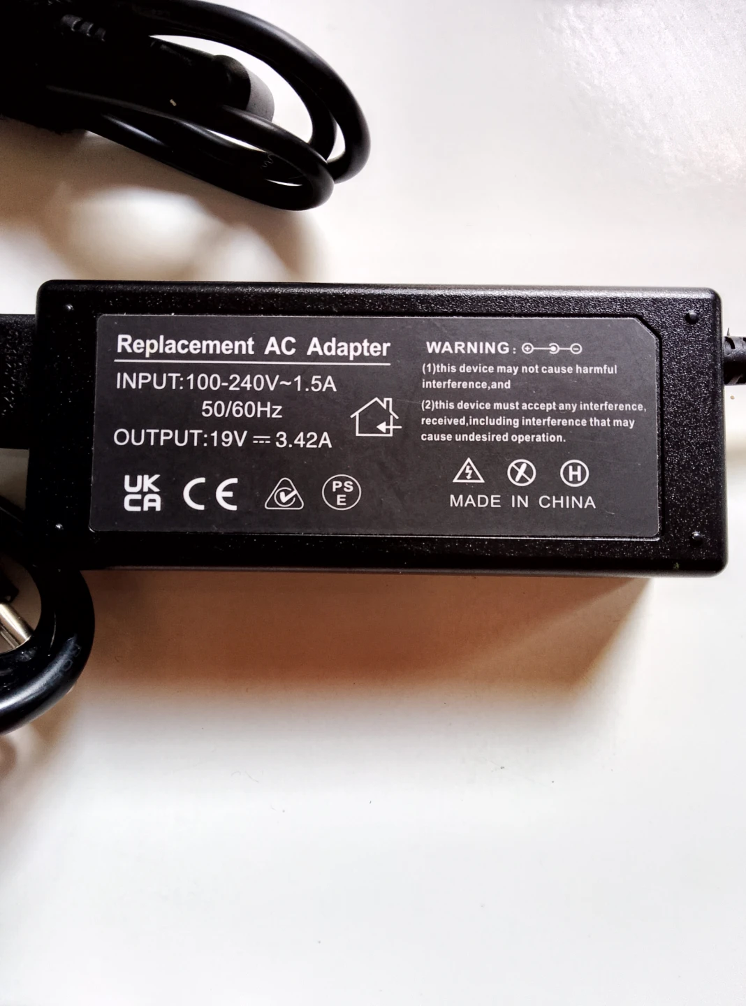 Laptop Replacement AC Adapter 19V 3.42A - photo 2