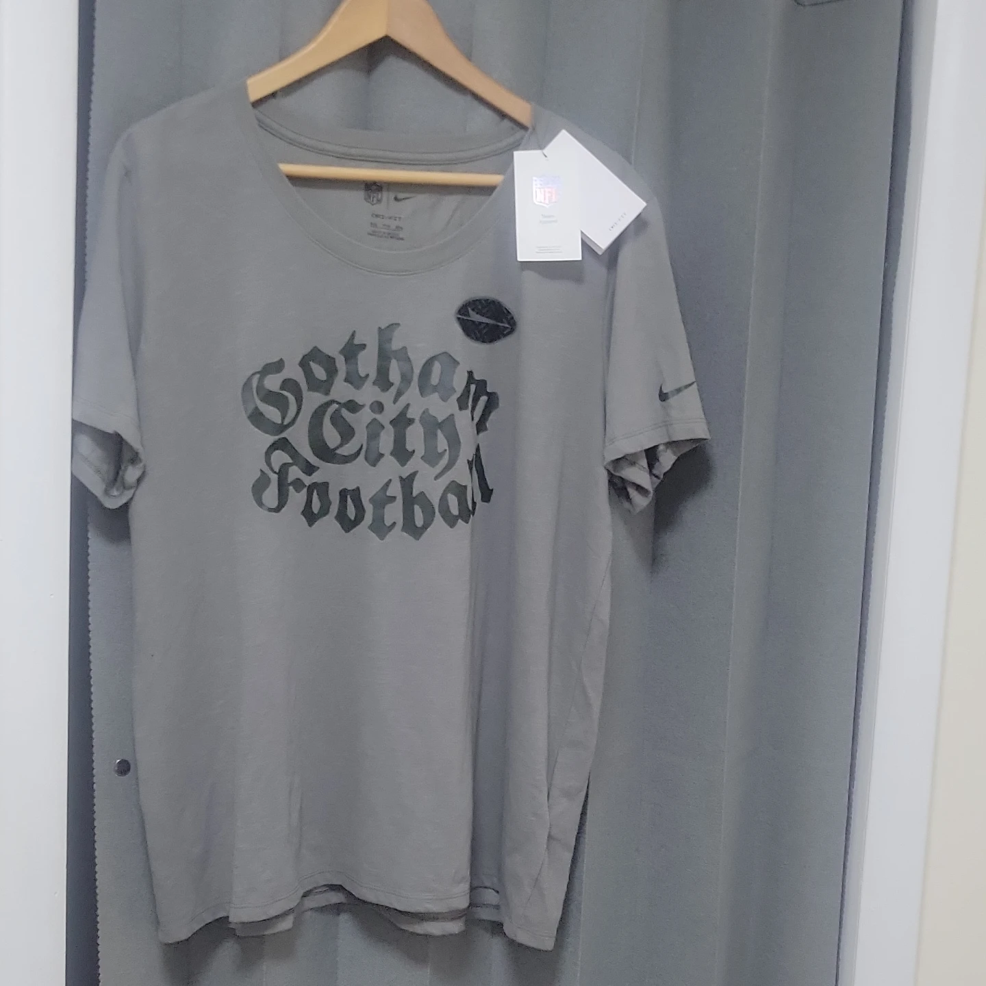 Nike NFL Gotham City Football XXL Dri-FIT T-Shirt - photo 2