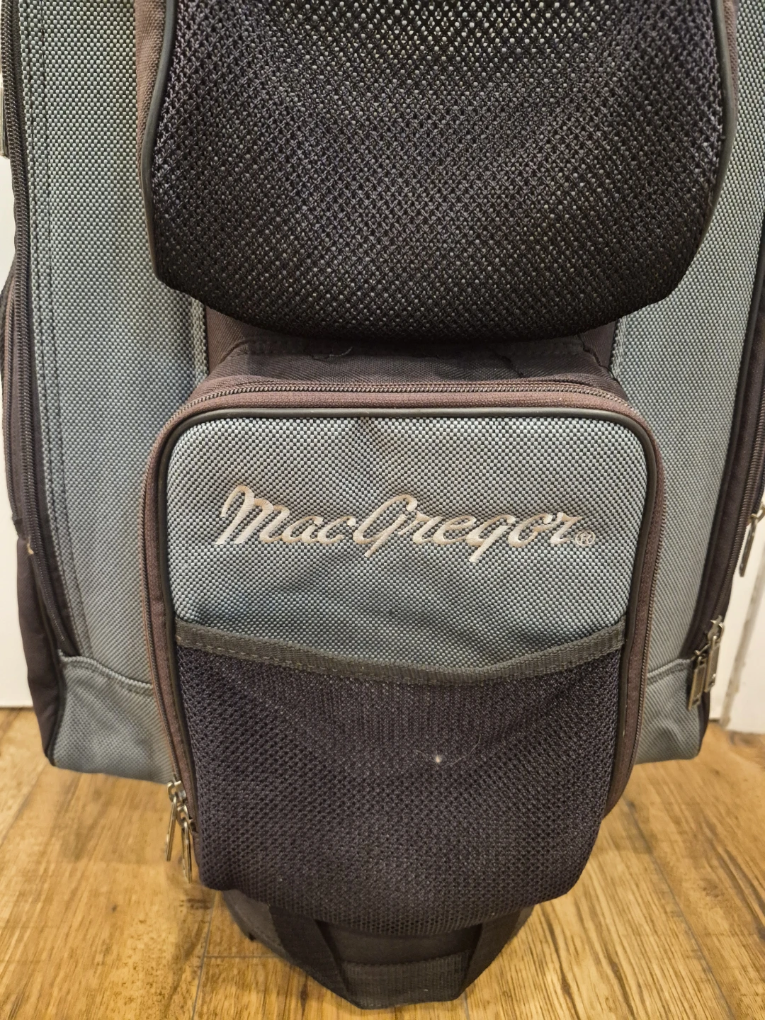 Vintage MacGregor Golf Bag - photo 3