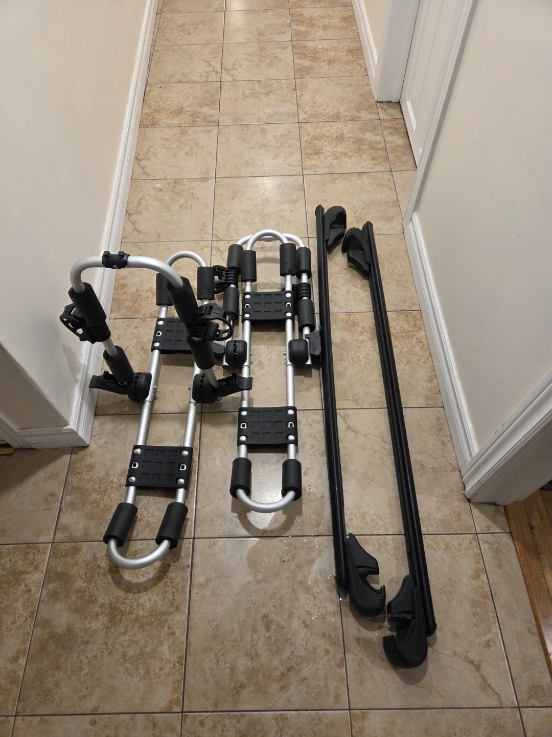 Roof rack for canoe