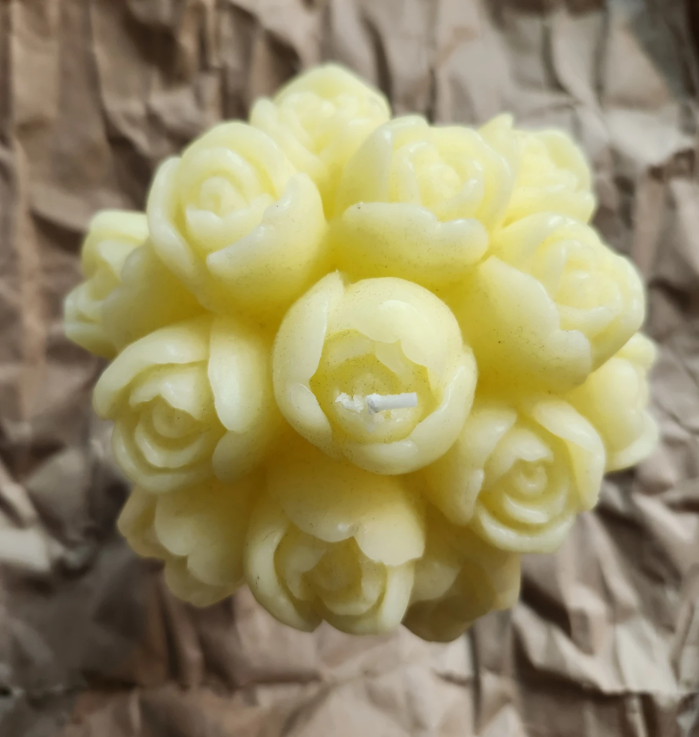 Yellow Rose Bouquet Candle - photo 2
