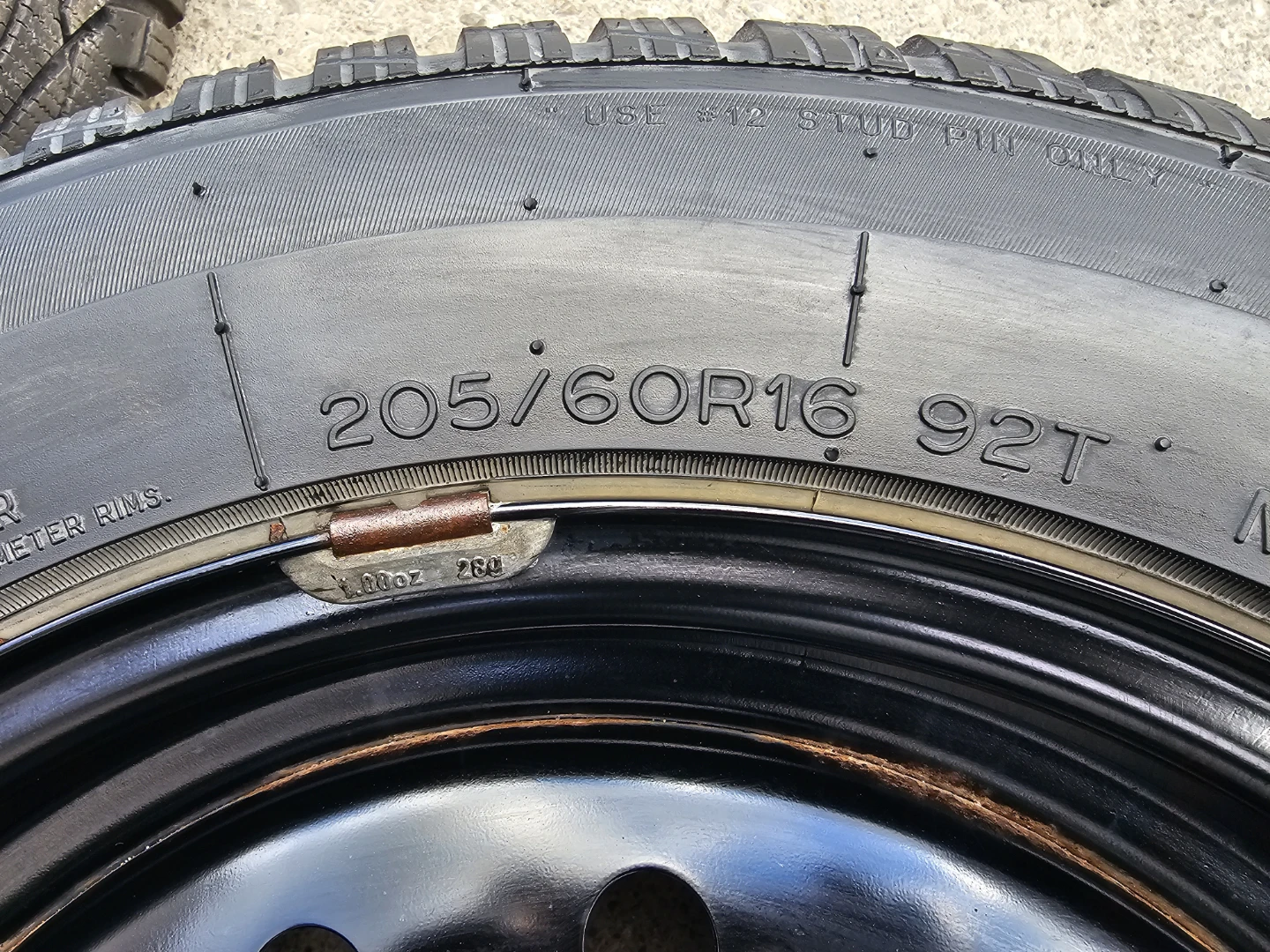 NISSAN SENTRA WINTER TIRES ON STEEL RIMS 205/60 R16 - photo 3
