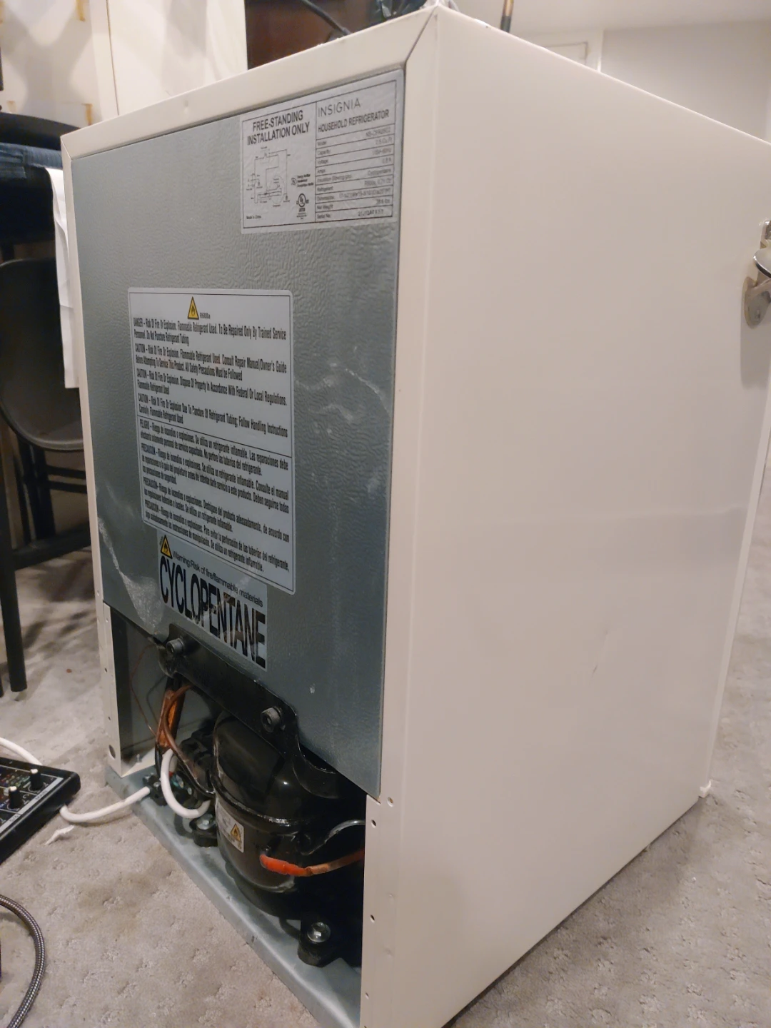 Insignia Compact Refrigerator - photo 4