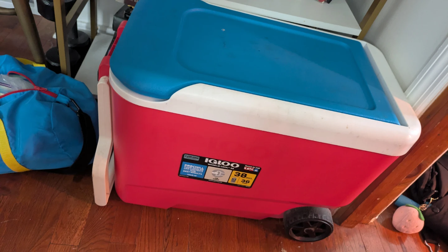 Igloo Wheelie Cooler 38QT