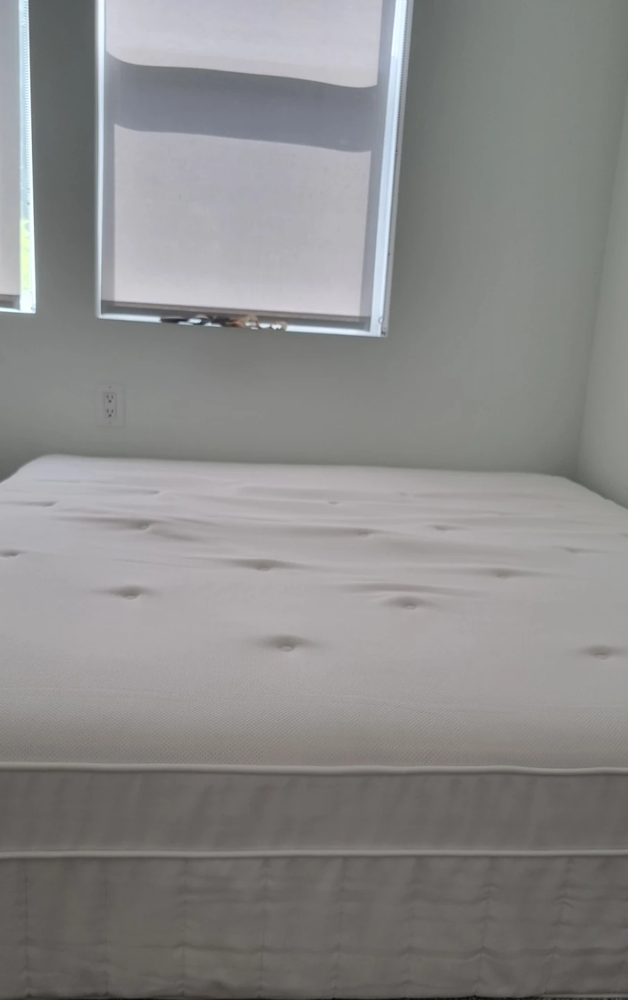 IKEA VINGELEN Hybrid Mattress - Queen Size (2 Available) - photo 2
