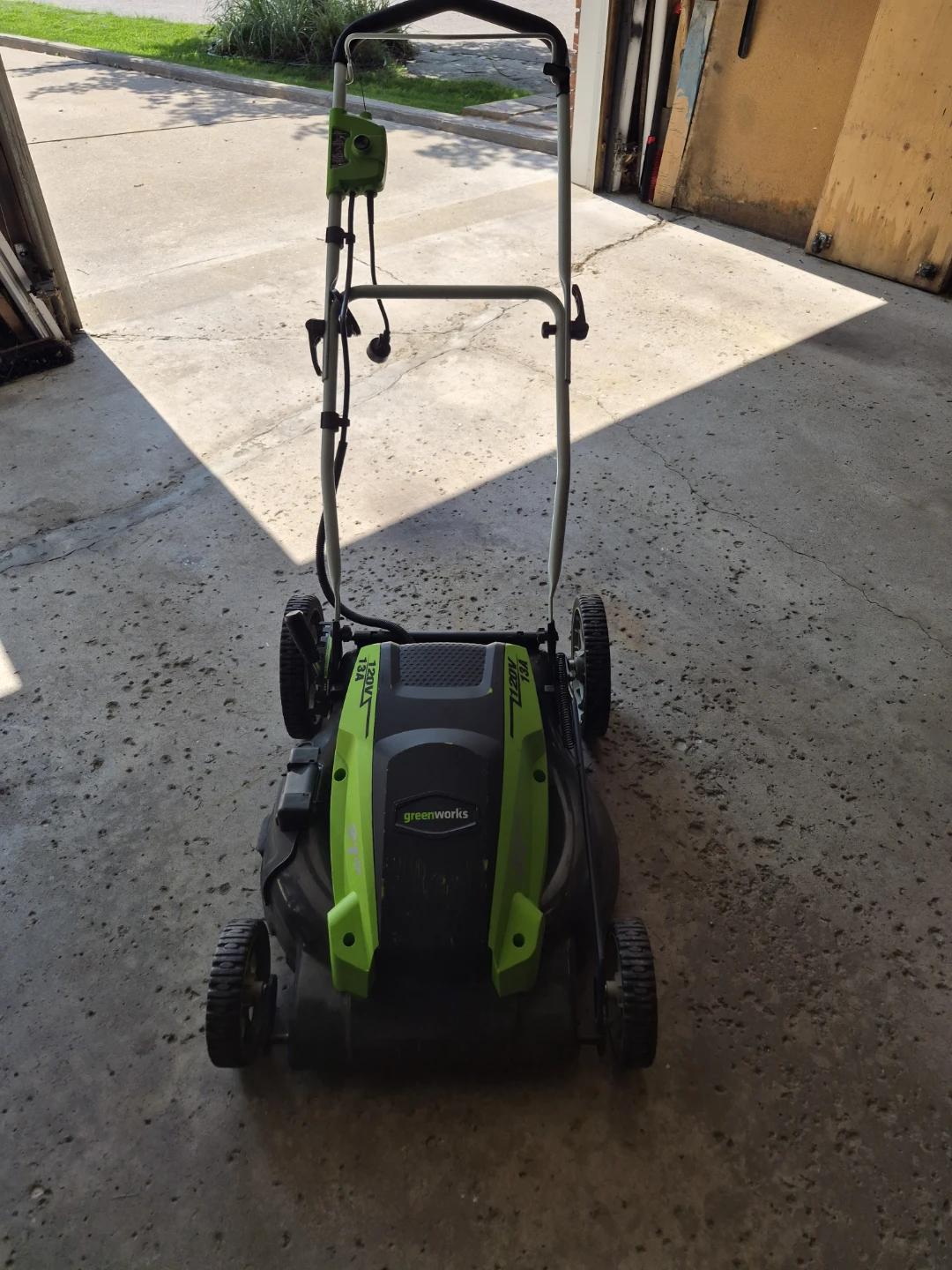 Greenworks 120V 13A Electric Mower