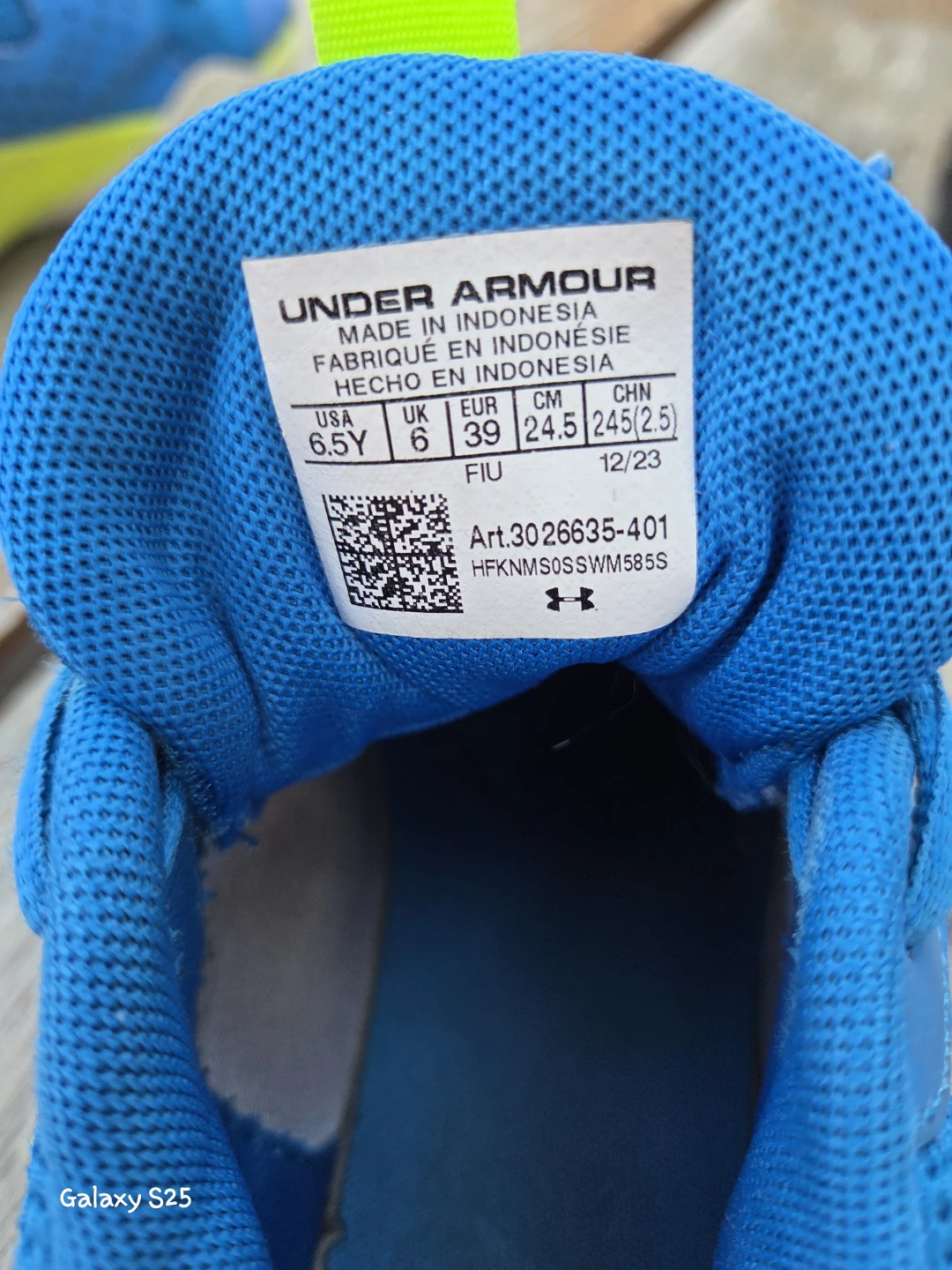 Under Armour Blue & Neon Running Shoes - photo 3