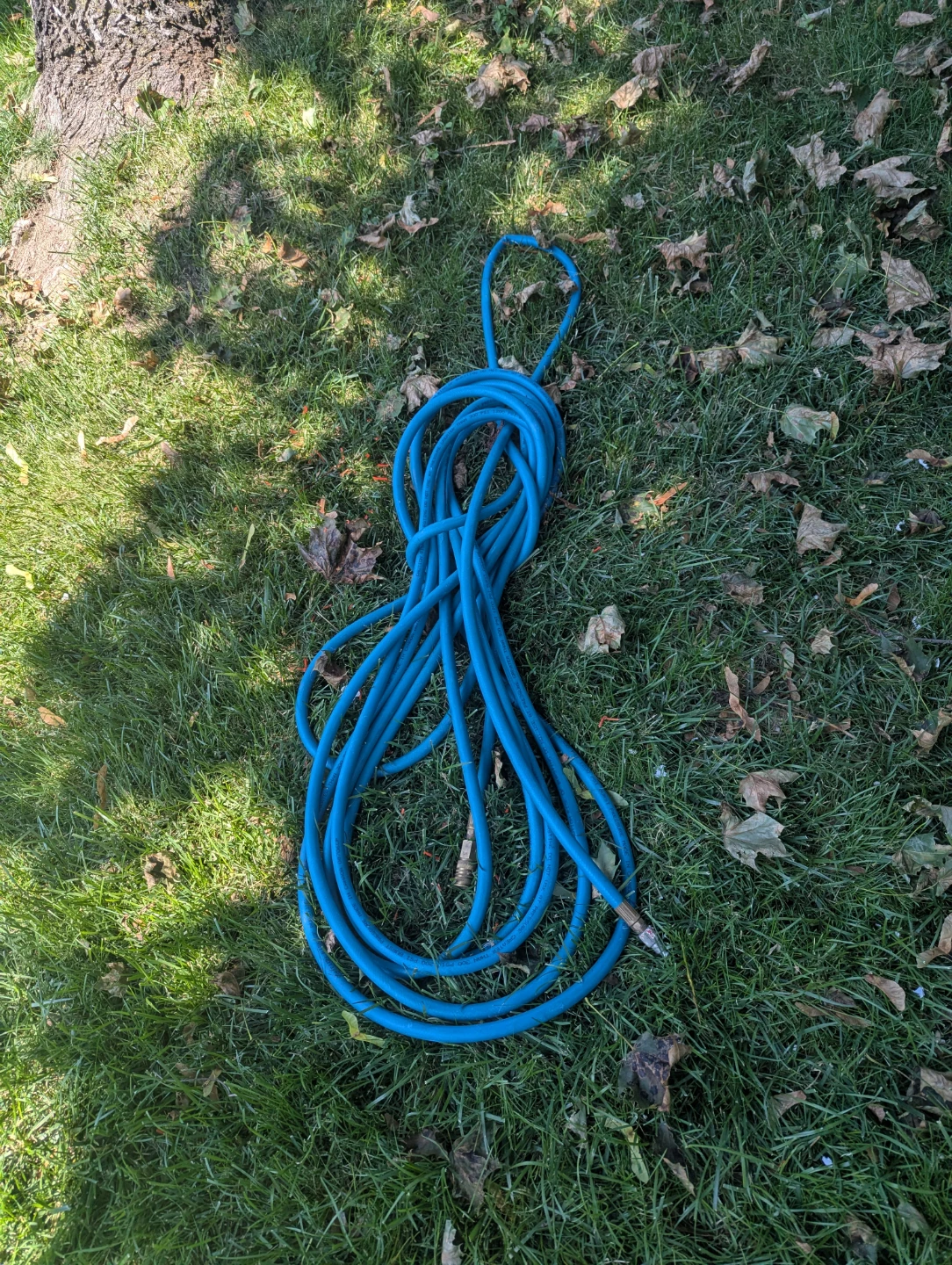 Blue air hose