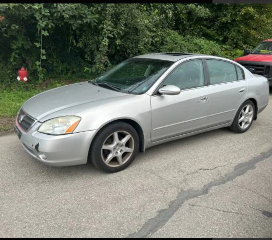 2003 Nissan altima