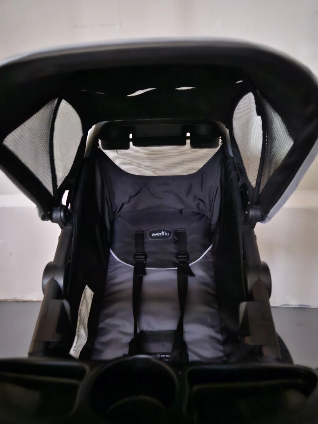 evenflo stroller - photo 5