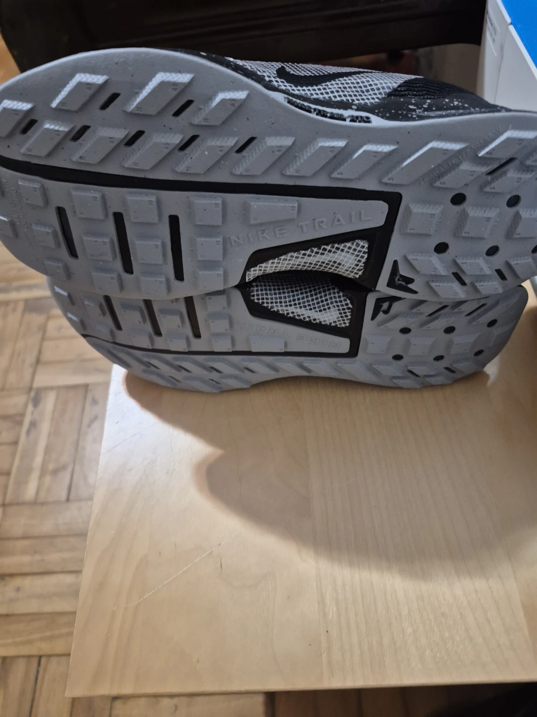 BNIB)Nike Trail 3 Size 7 Wmns Running Shoes - photo 2