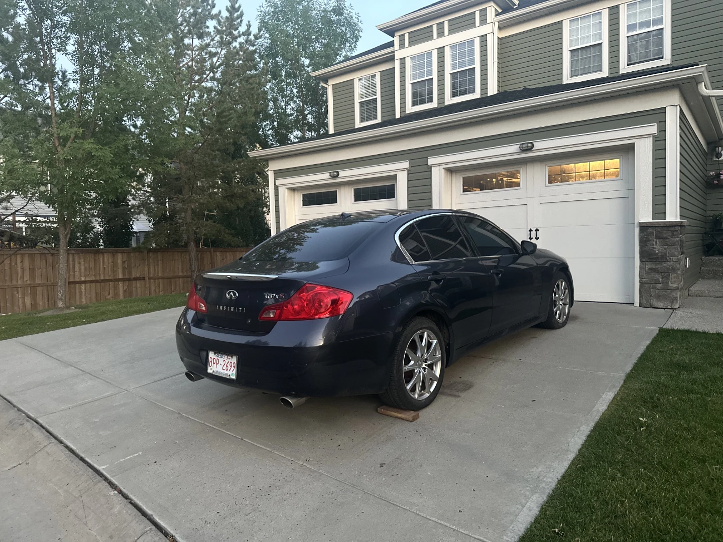 Infiniti G37x Sedan - Price is negotiable