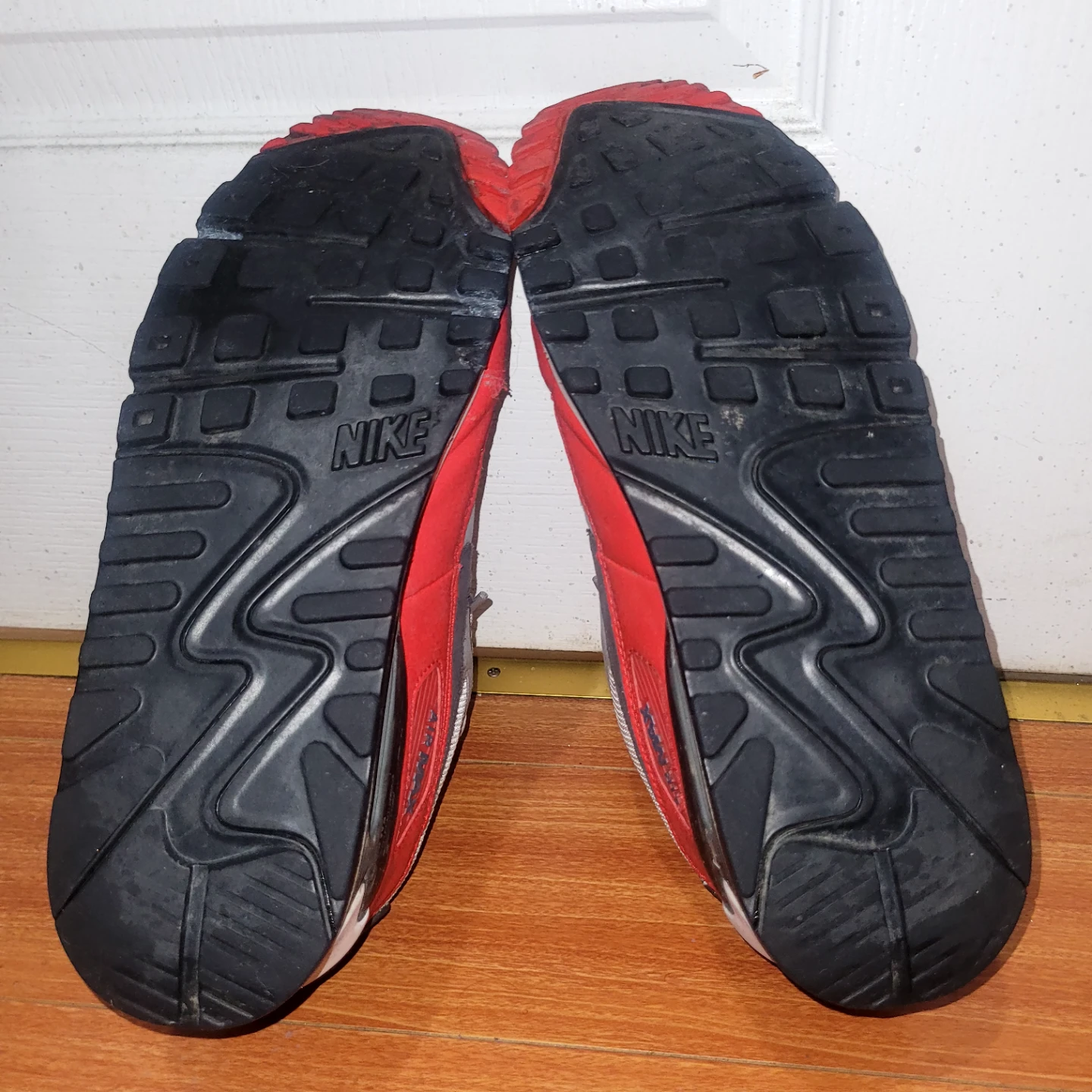 Nike Air Max 90 Sneakers (size 10M) - photo 4