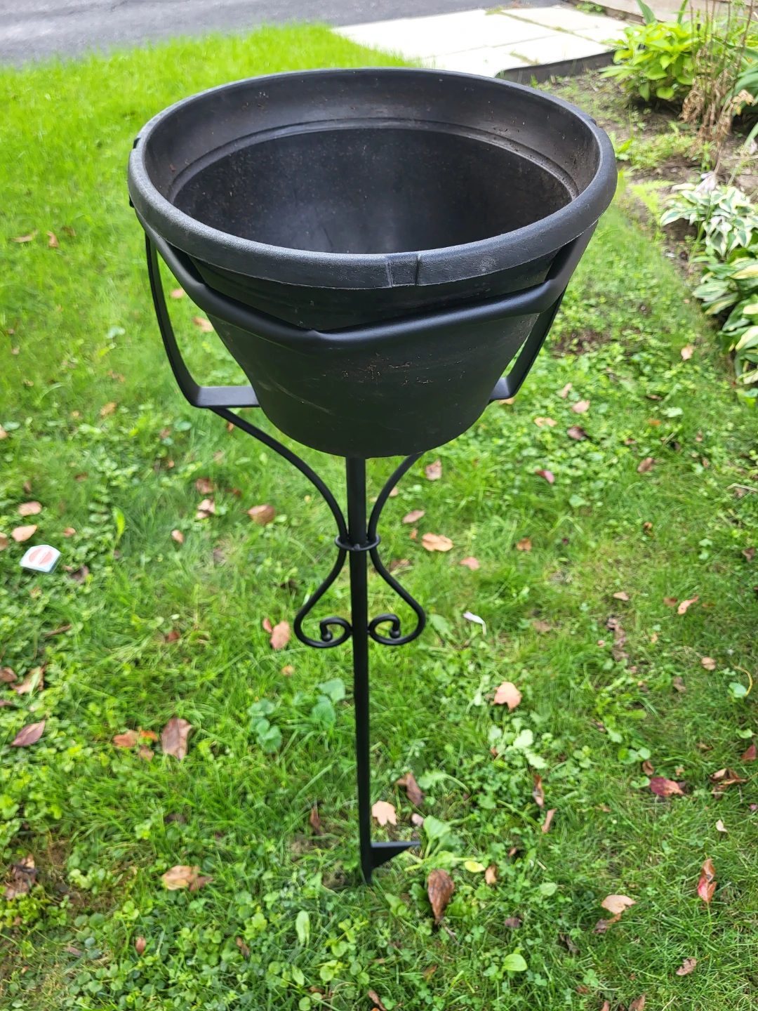Black Metal Garden Planter Stand