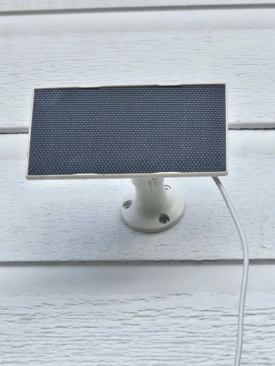 Smart Security Camera with Solar Panel - photo 2
