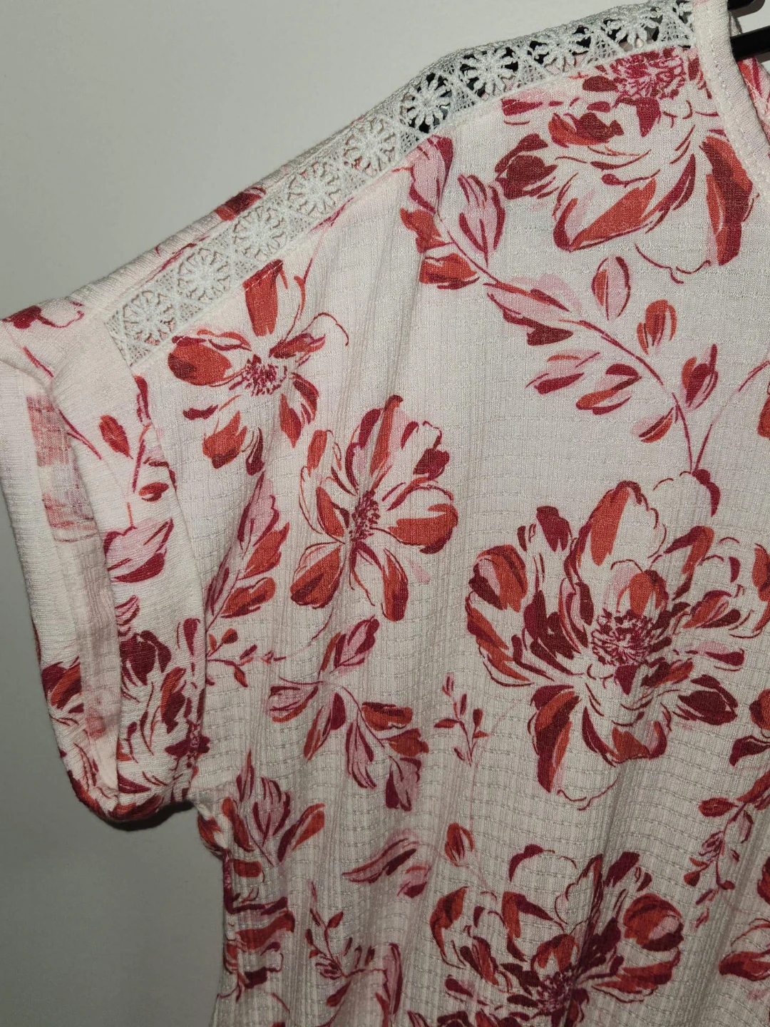 Iyla Women's Floral Print Top with Lace Detail - photo 2