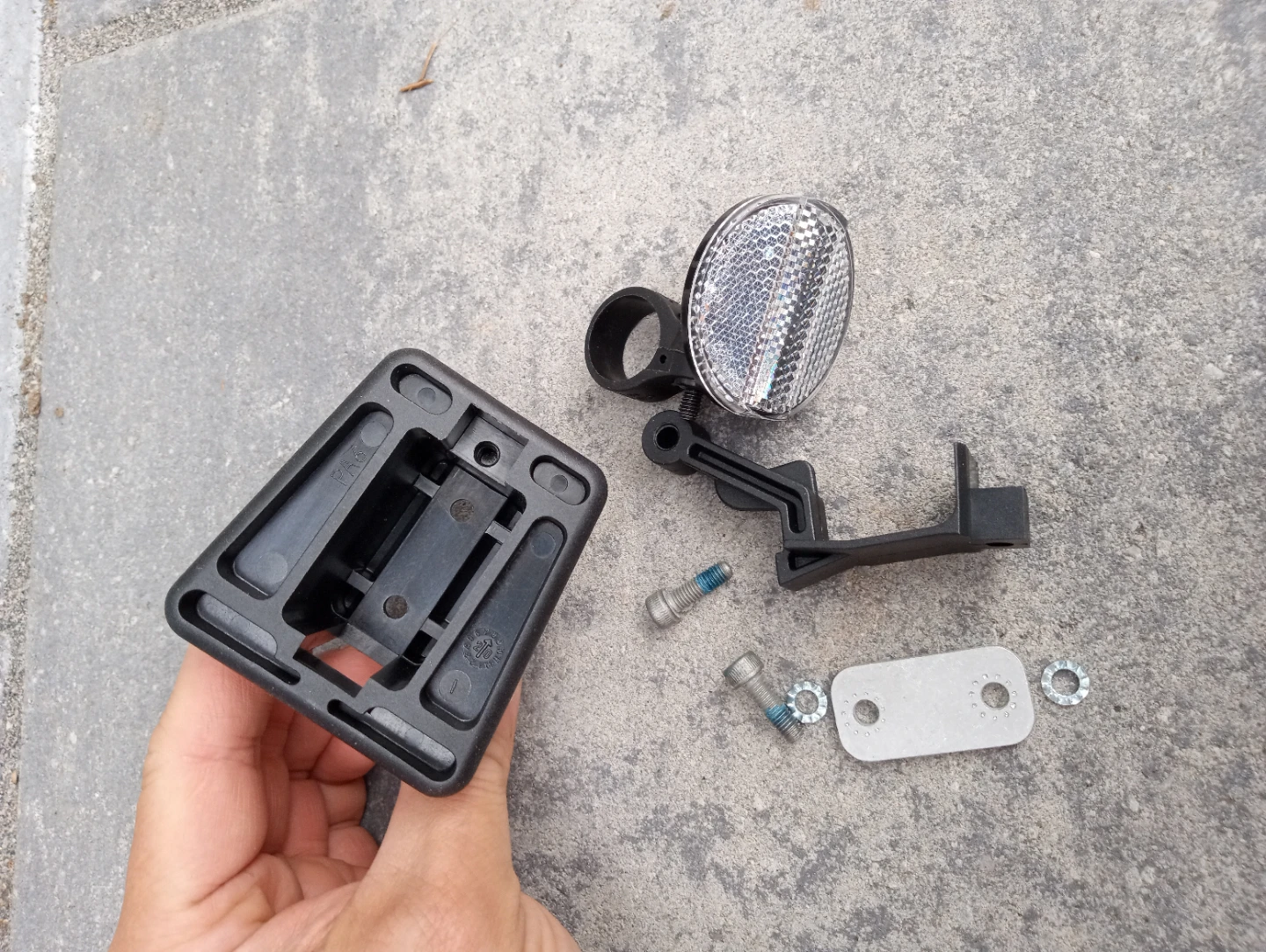 Brompton Front Carrier Block Reflector Mount - photo 4