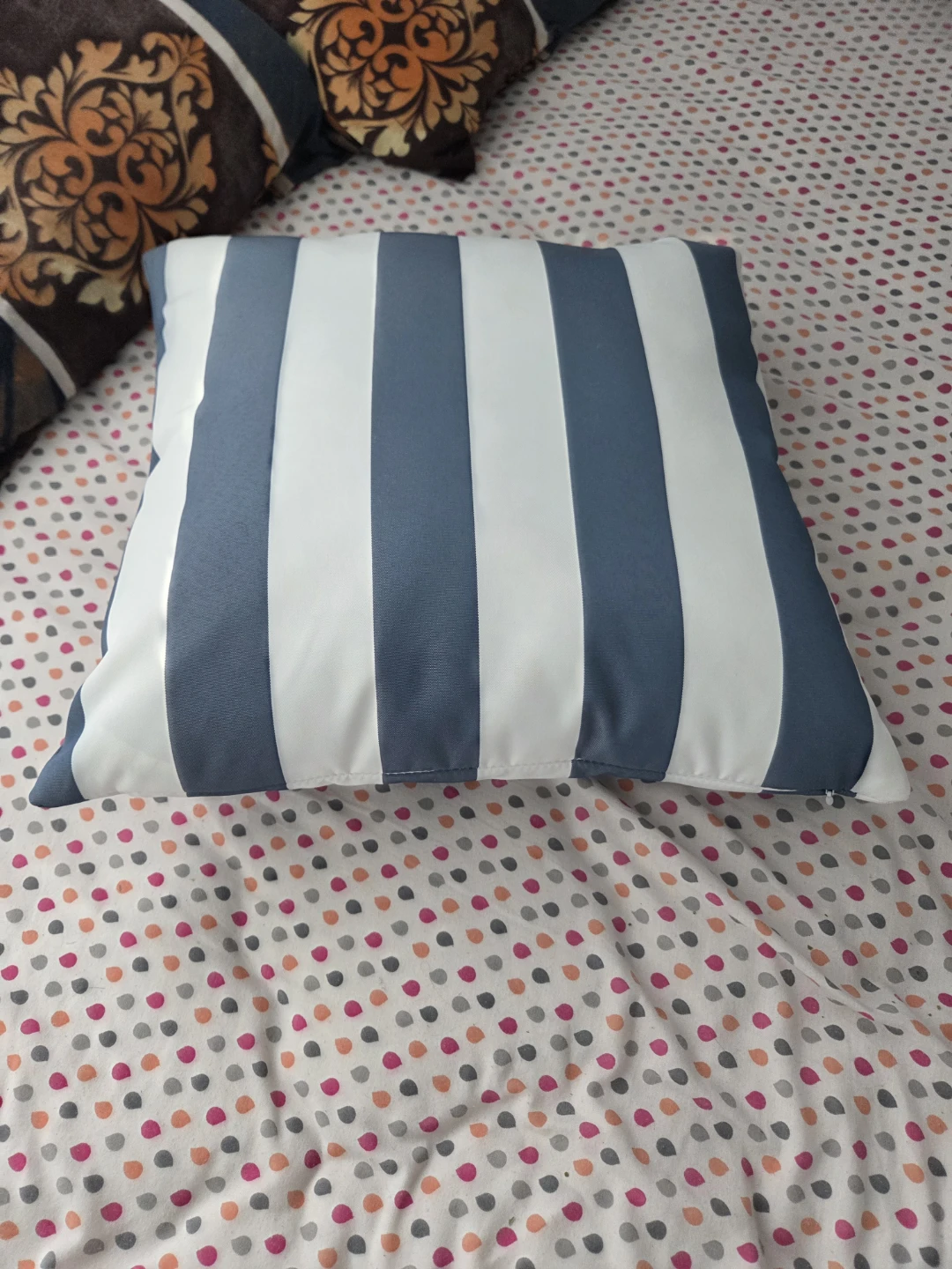 Striped Throw Pillow - photo 3