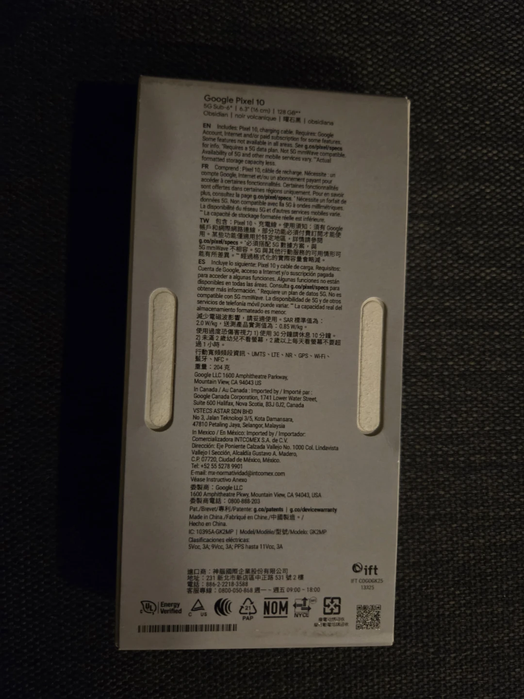 Pixel 10 128GB With Box, paperwork and cord - photo 4
