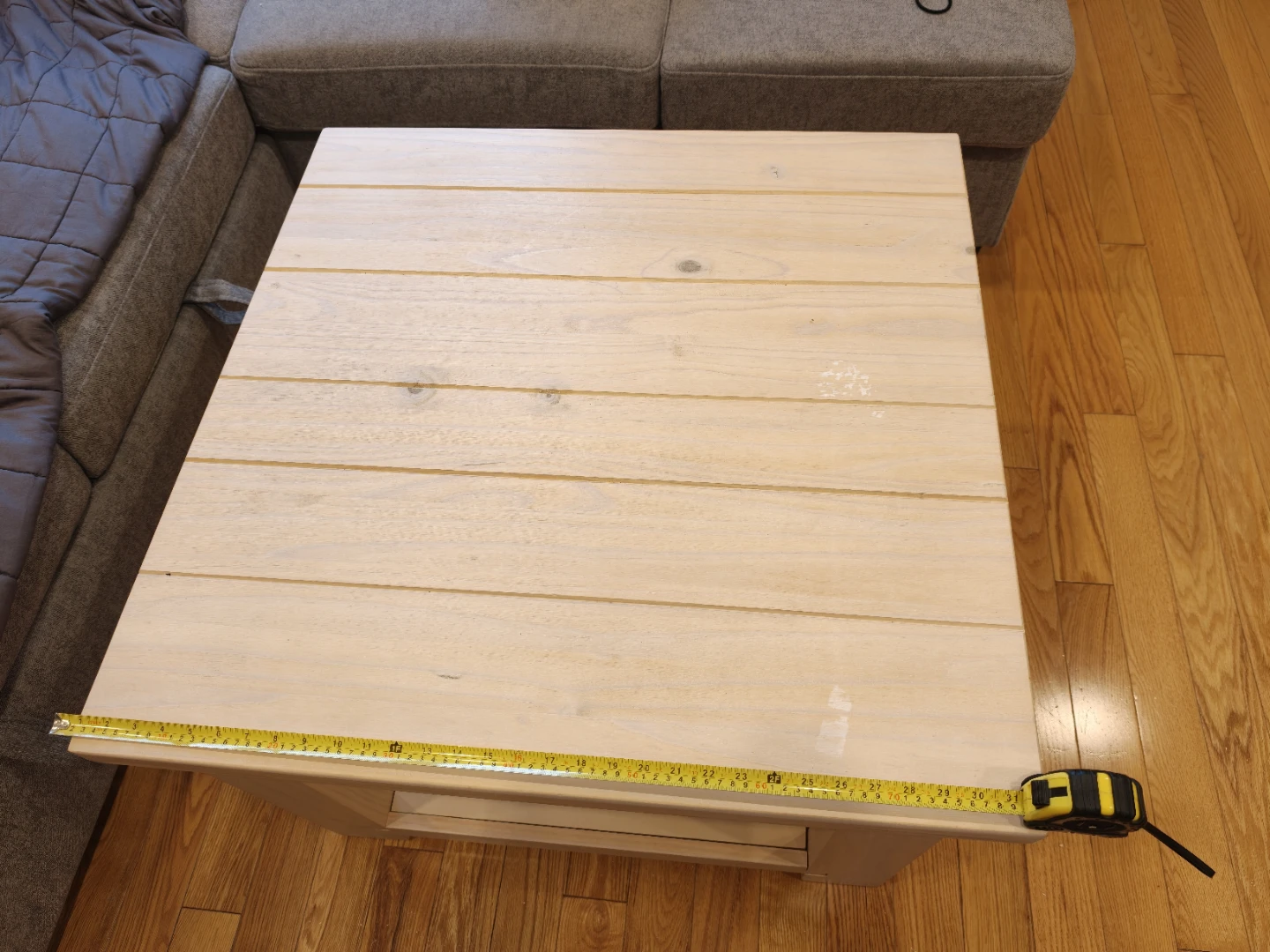 Light Wood Coffee Table - photo 2