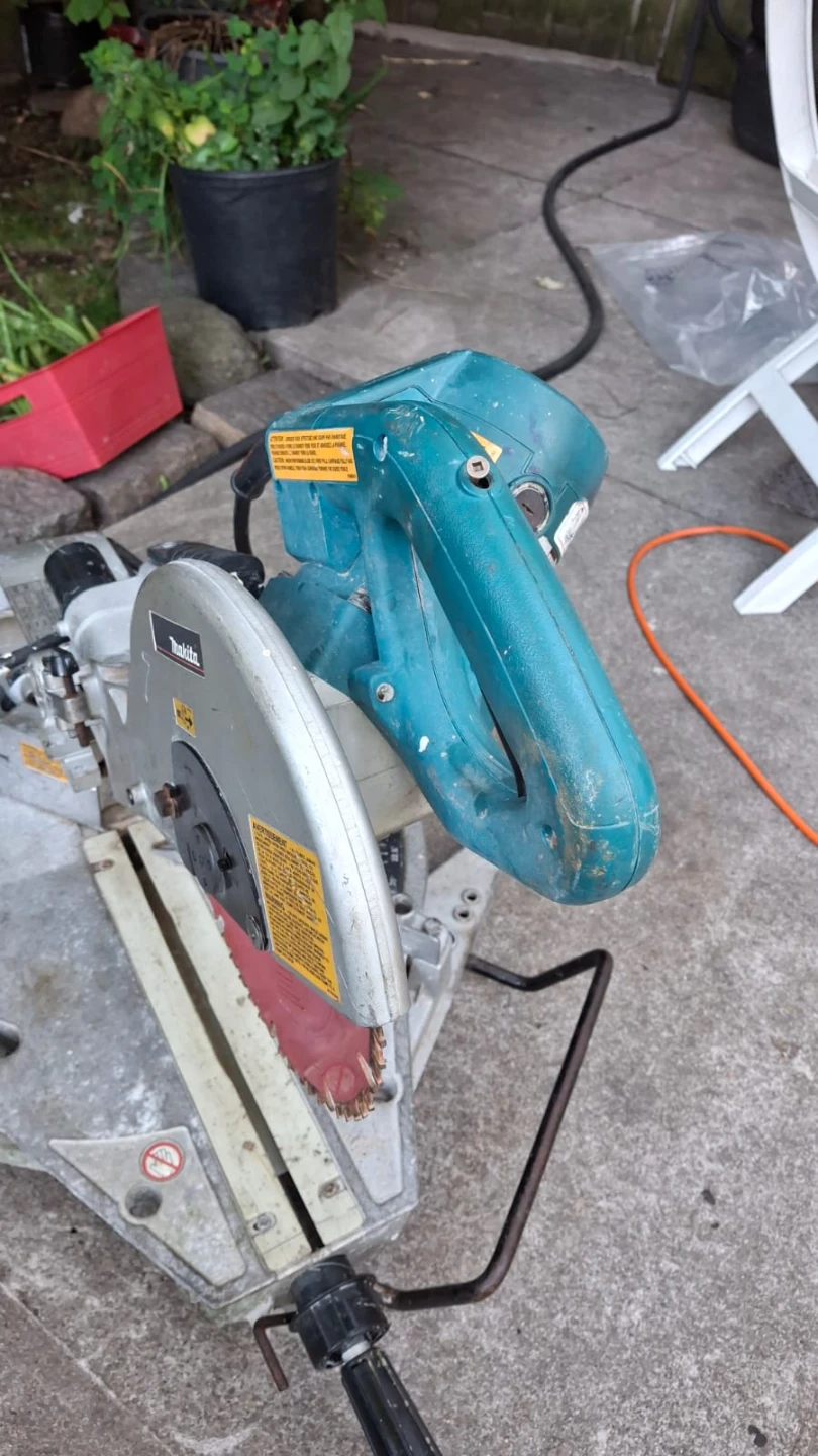 Makita Miter Saw - photo 4