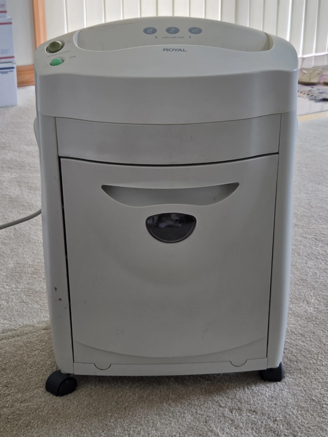 Royal Paper Shredder
