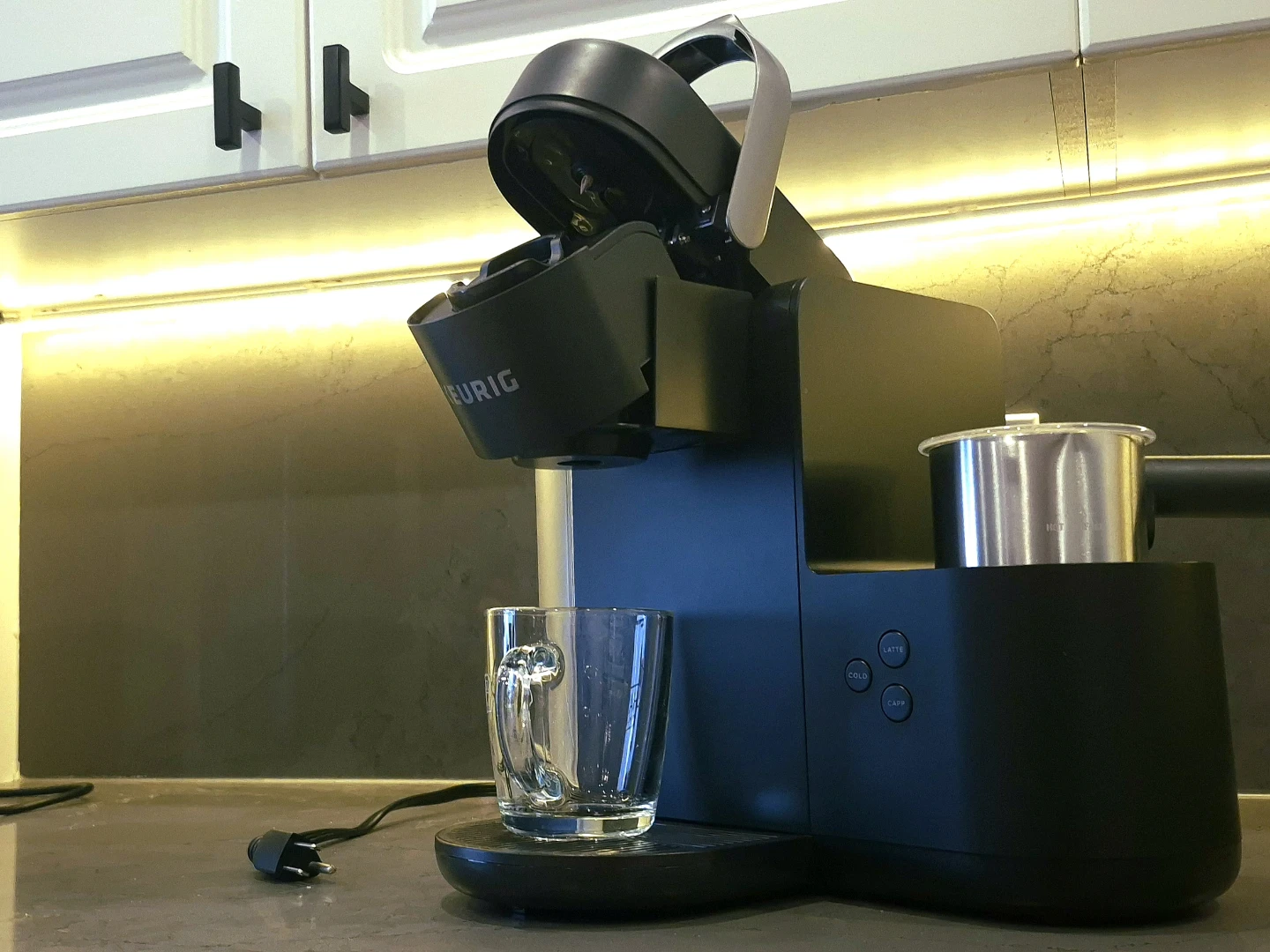 Keurig K-Cafe + reusable pods; works perfect, great condition