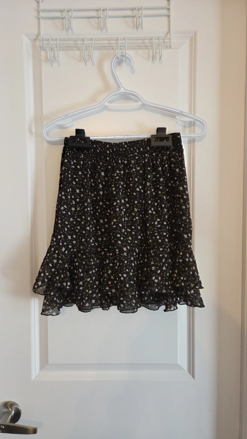 Floral Print Ruffle Skirt