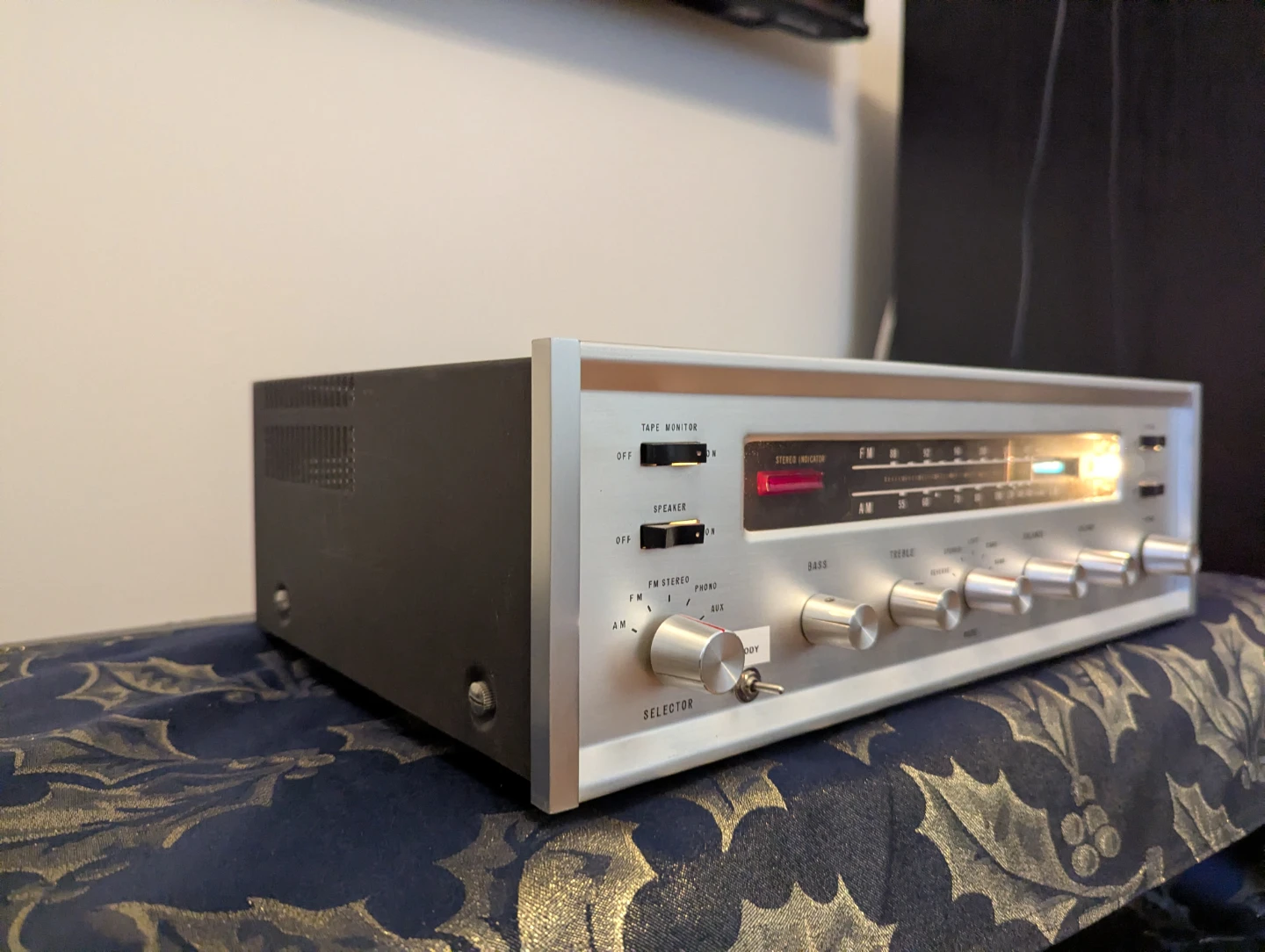 Belcor  Fax 200 stereo receiver - photo 5