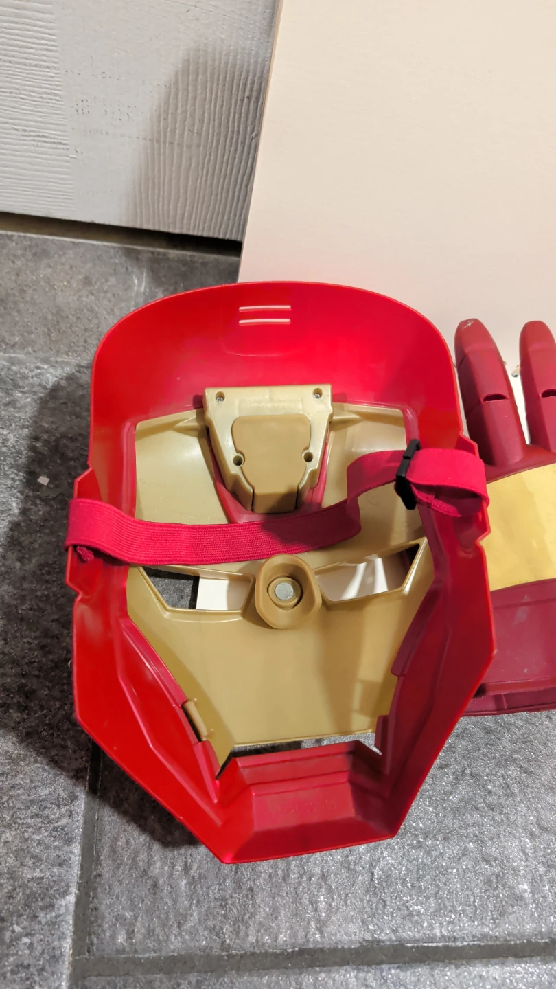 Iron Man Glove and Mask Set - photo 5