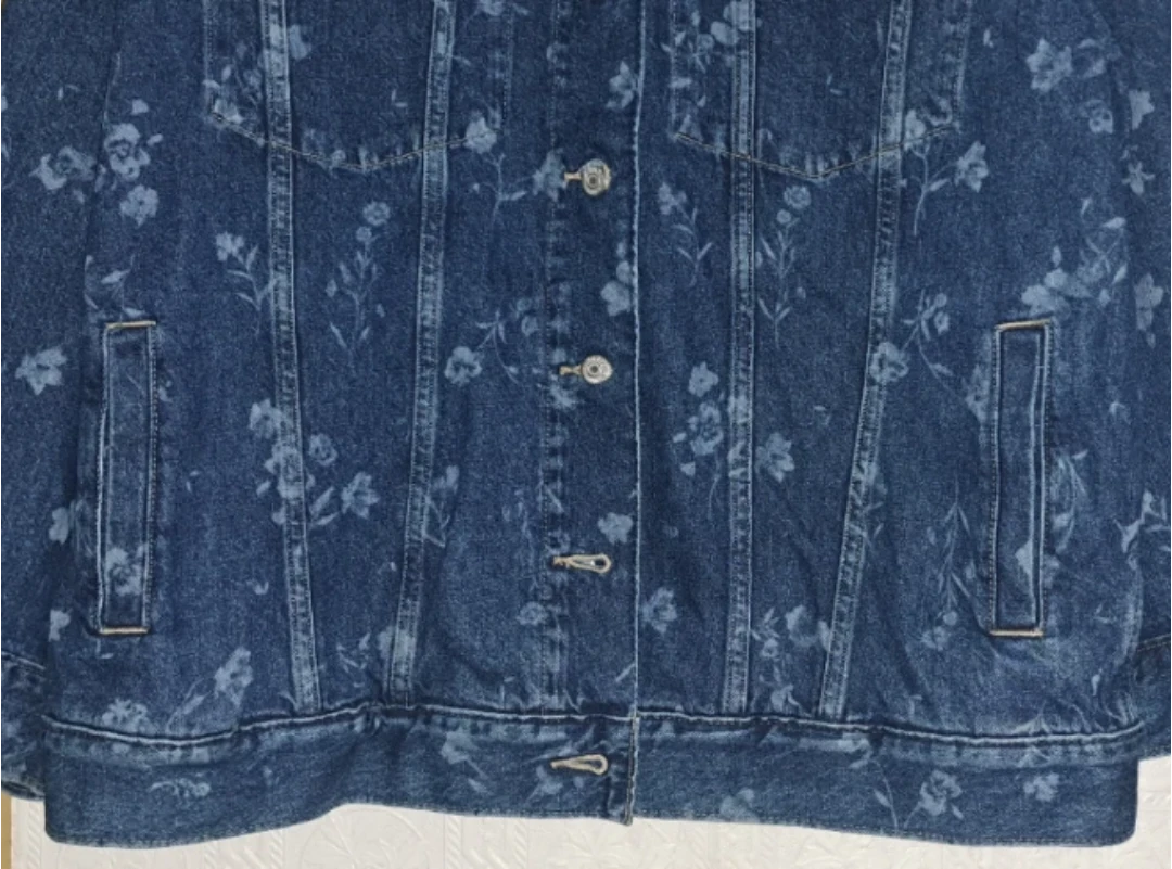 Old Navy Ladies Blue Floral Denim Jacket, 100% Heavy Cotton! - photo 4