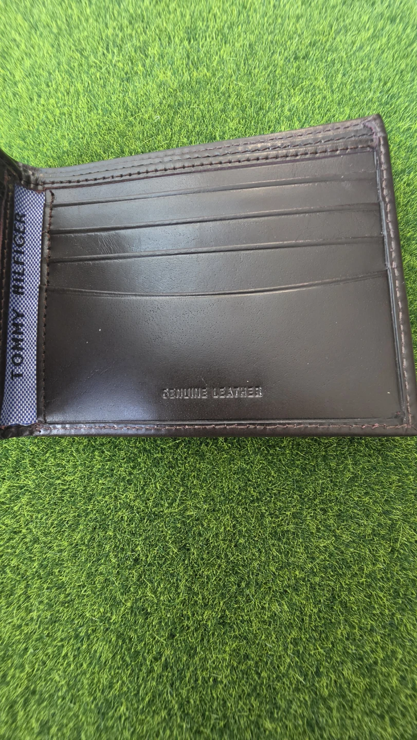 Tommy Hilfiger Brown Genuine Leather Bifold Wallet - photo 3