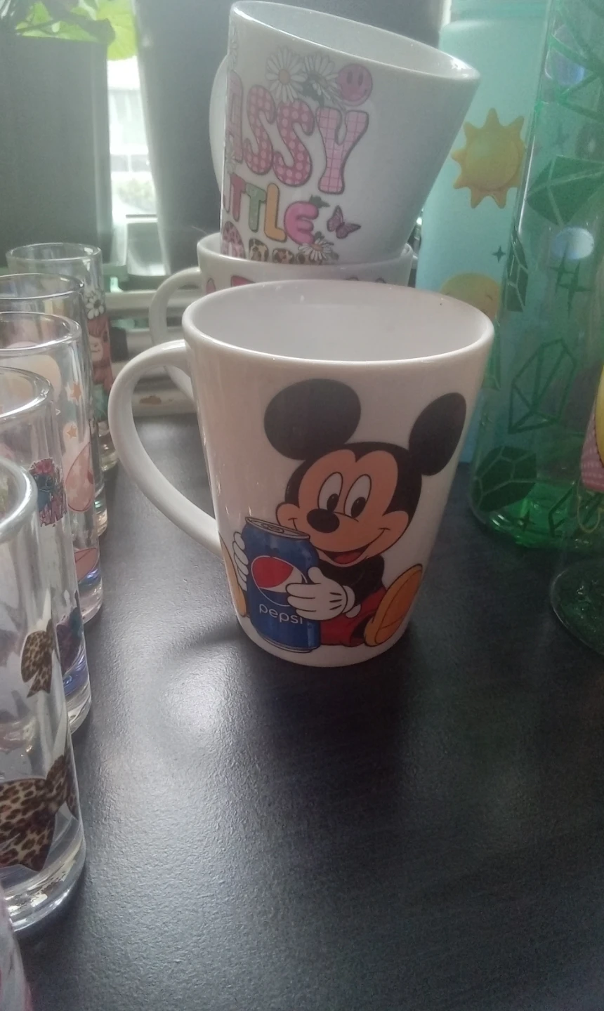Mickey Mouse & Friends Coffee Mug Collection - photo 2