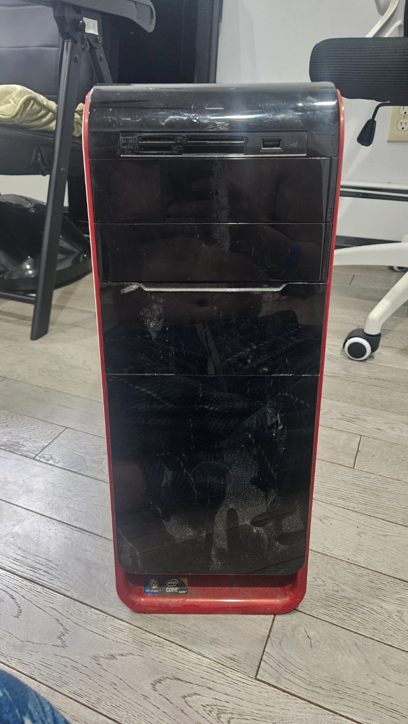 (SELLING FOR PARTS/REPAIRS! PLEASE READ DESCRIPTION!)