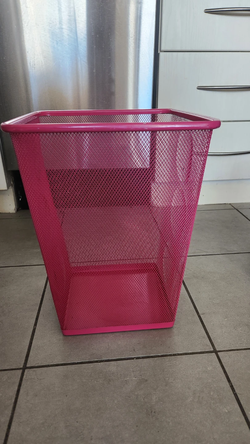 Pink Mesh Waste Bin