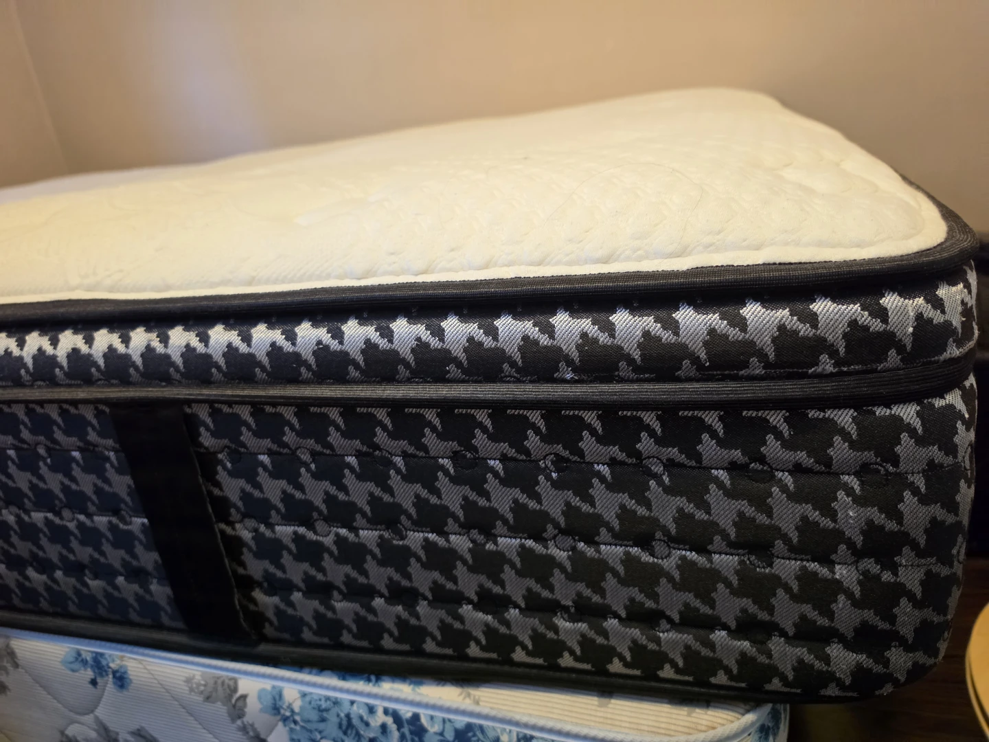 Double-size mattress for sale - photo 2