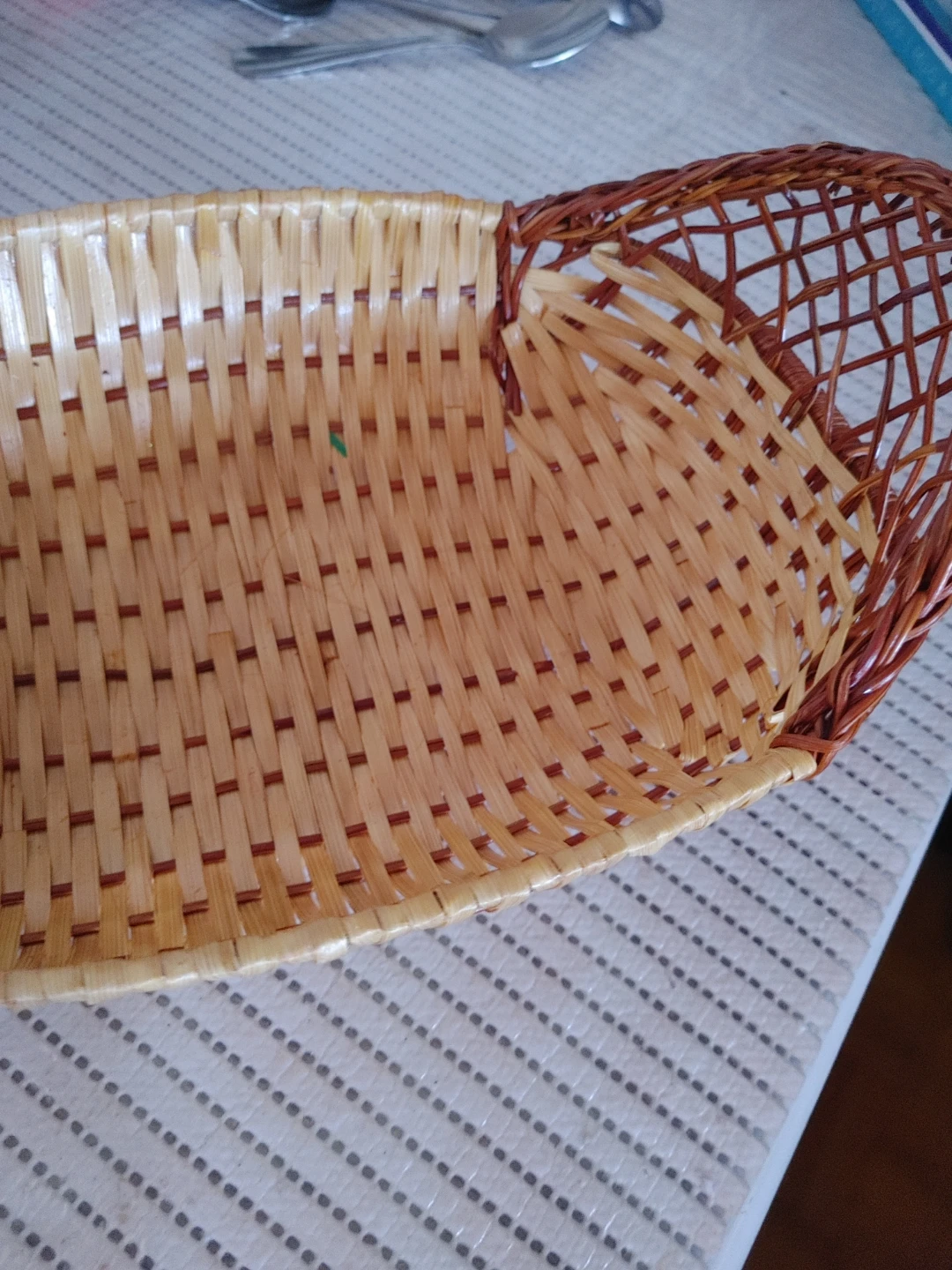 Woven Basket with Chicken Decoration - photo 2